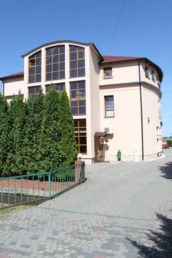 Hotel Oaza Prudnik Luaran gambar