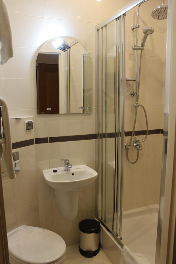 Hotel Oaza Prudnik Luaran gambar